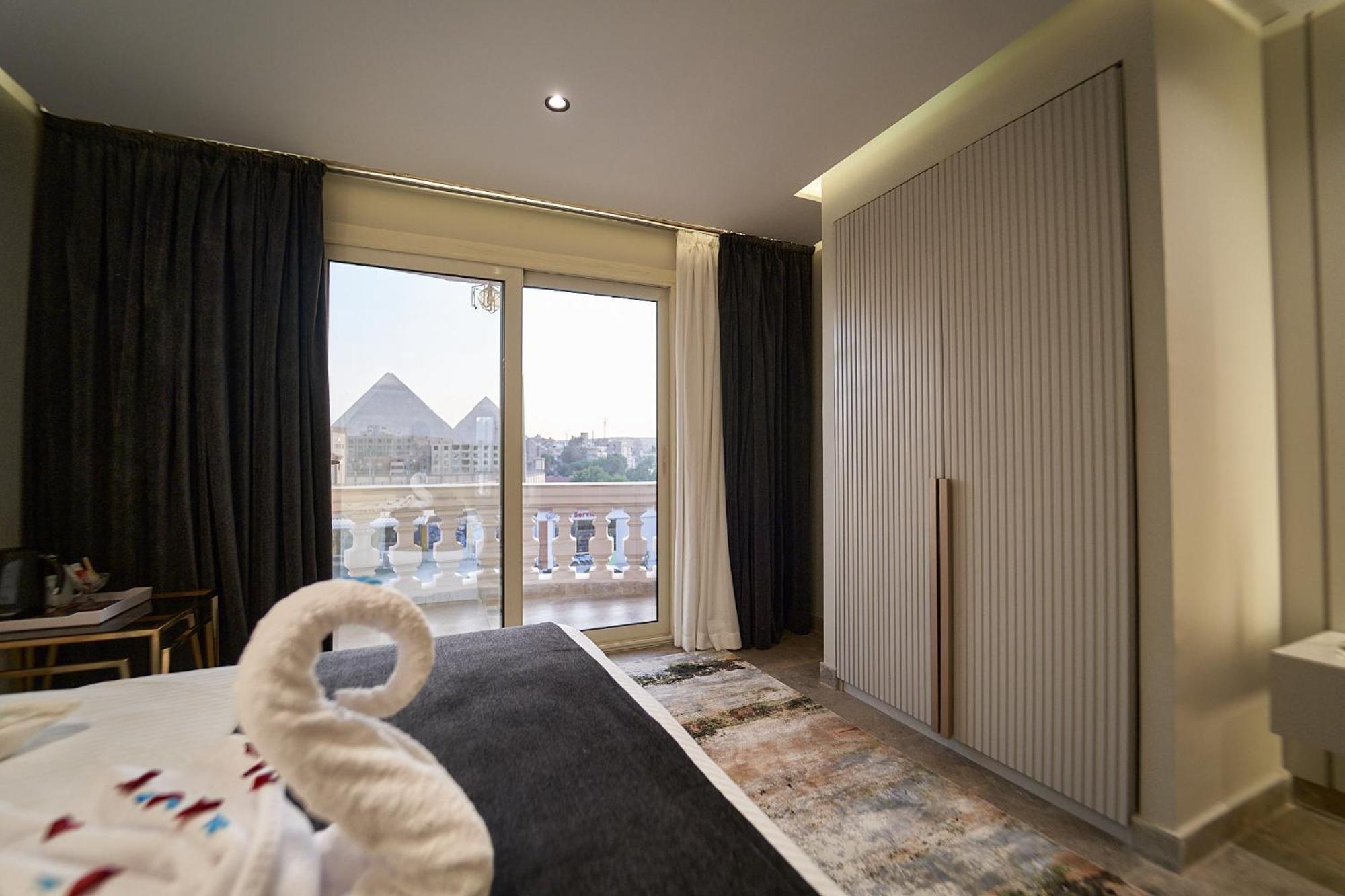 Pyramids Charm Hotel Al Kawm al Akhdar Екстериор снимка