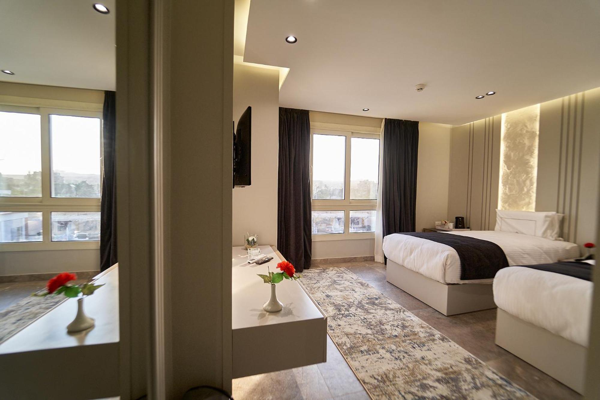 Pyramids Charm Hotel Al Kawm al Akhdar Екстериор снимка
