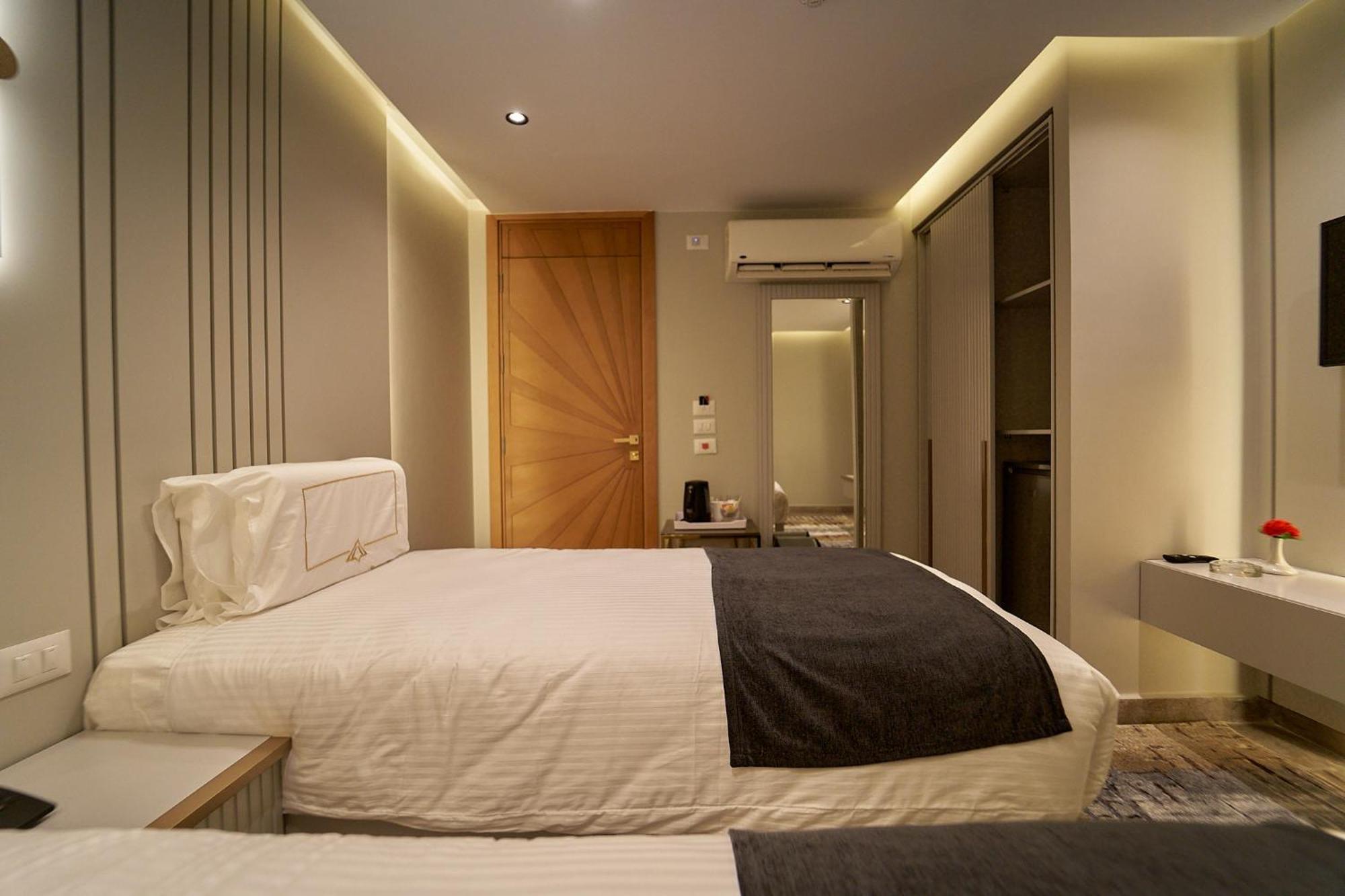 Pyramids Charm Hotel Al Kawm al Akhdar Екстериор снимка