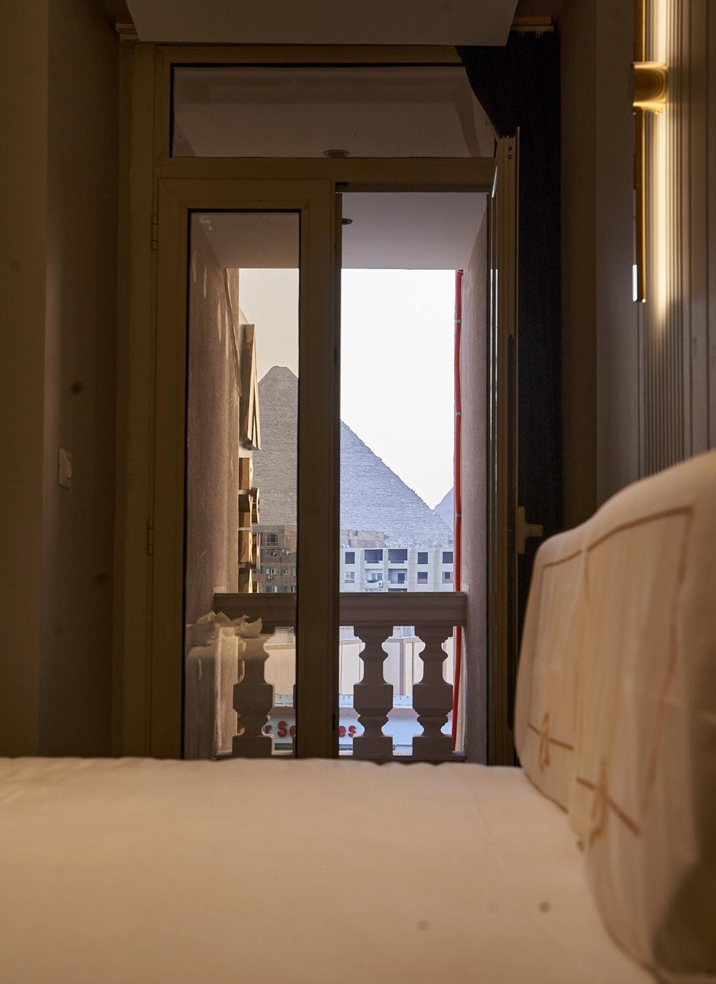 Pyramids Charm Hotel Al Kawm al Akhdar Екстериор снимка