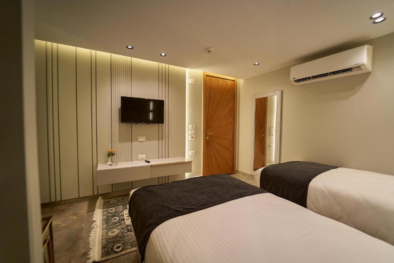 Pyramids Charm Hotel Al Kawm al Akhdar Екстериор снимка